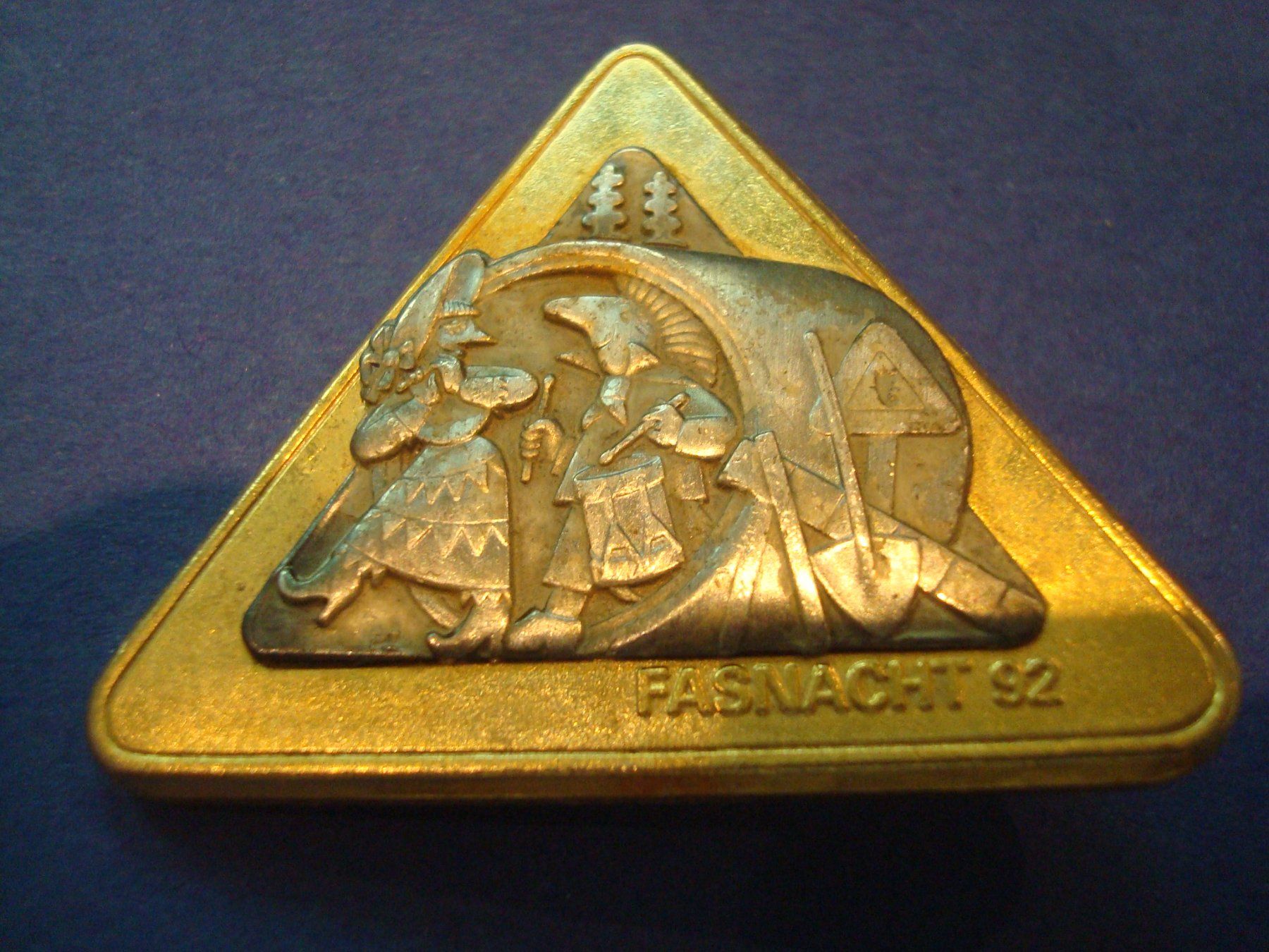 Placchette & Badge: Plakette Basel Gold 1992 – Usato da Riehen venduto da Baerewaegli