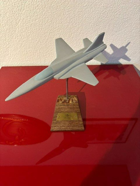 Modellbausätze & Standmodelle: Standmodellflugzeug – Gebraucht aus Obbürgen von Bimbofraenzi