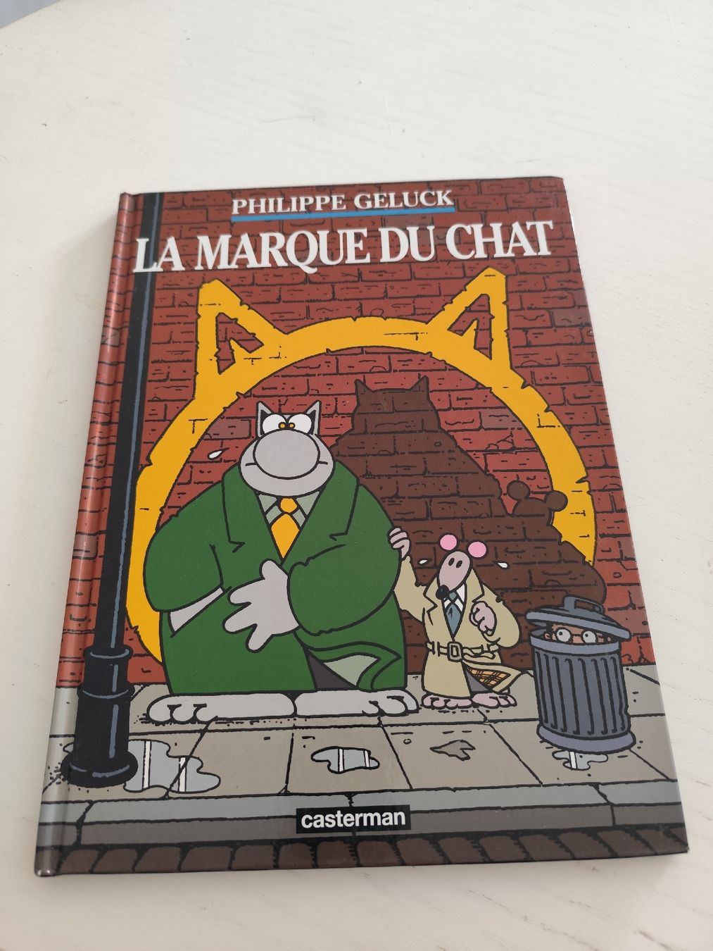 Livres: La marque du chat  – D'occasion à Avully par Jujusuisse1291