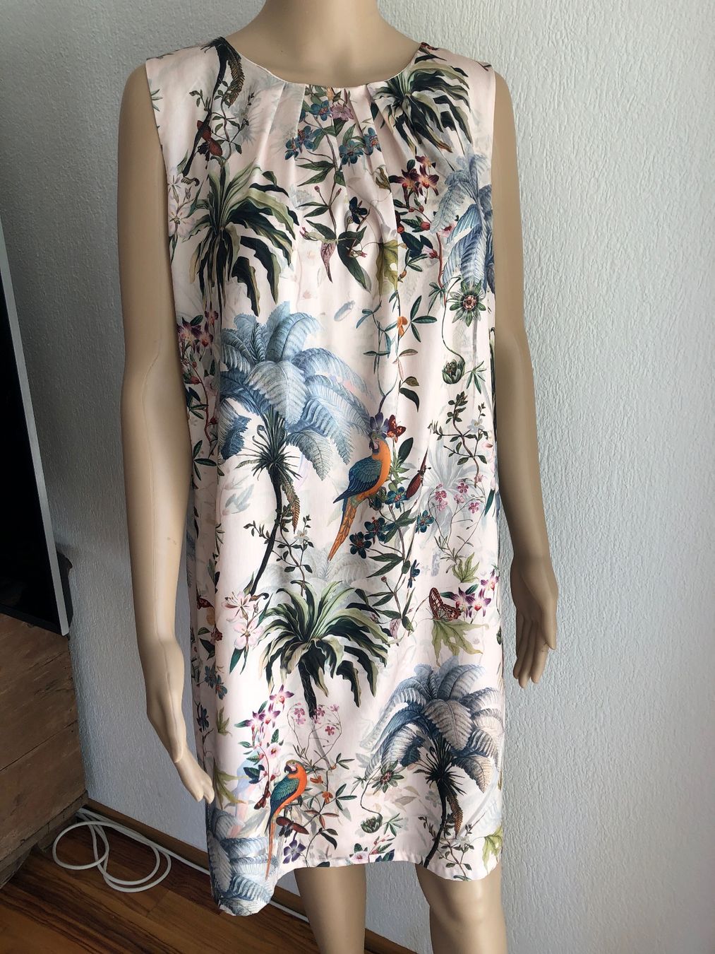 Vestiti: Kleid floral M Blumen Vogel – Usato da Zollikofen venduto da lorik007 1