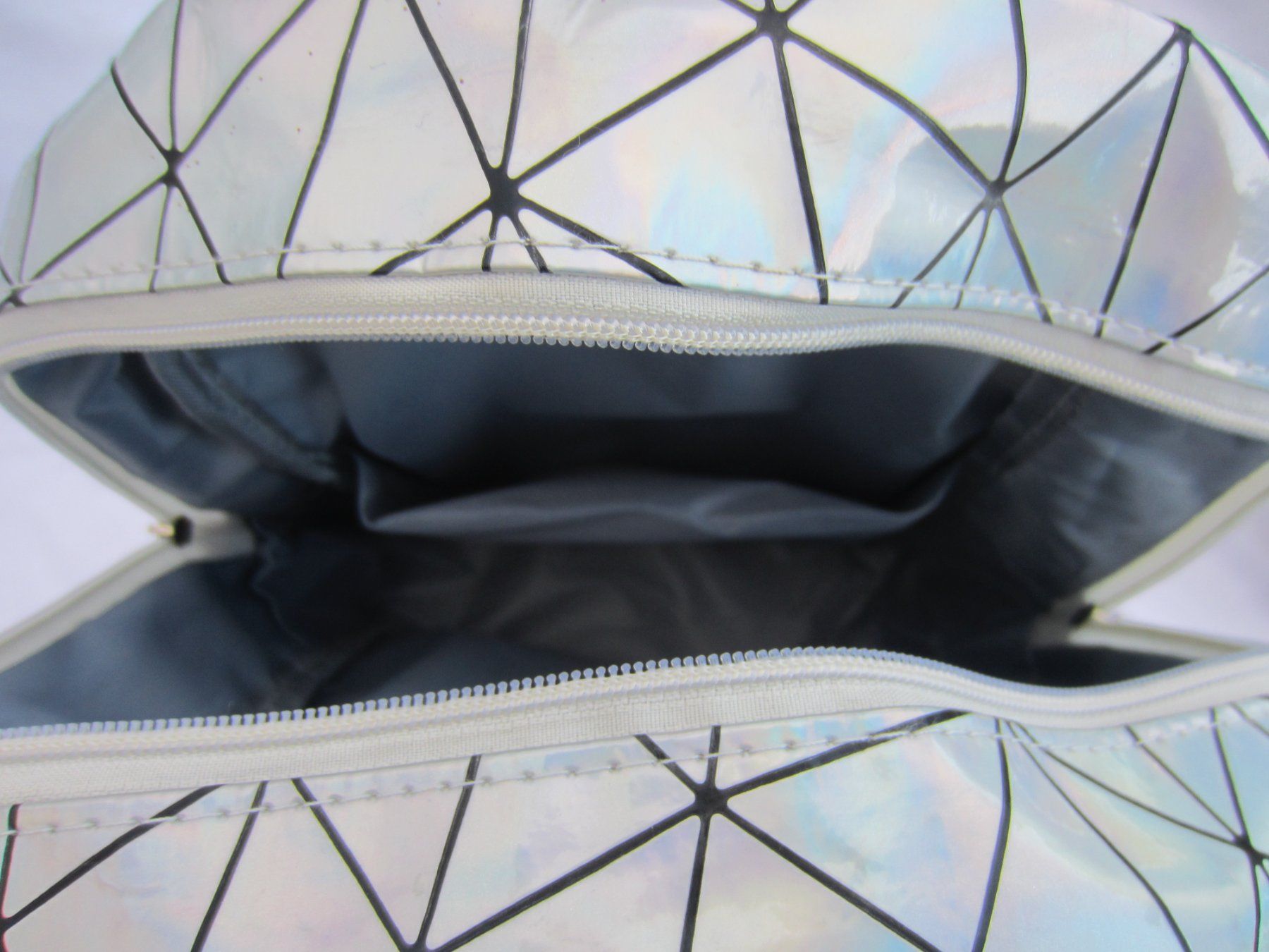Zaini: Rucksack Spezial mit Lichteffekt – Nuovo (secondo la descrizione) da Sursee venduto da Tschiger 4