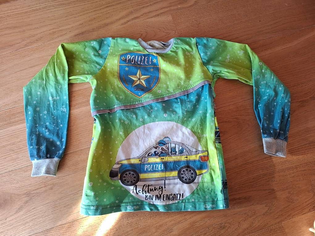 Maglioni & Felpe: 2 Langarmshirts Gr.98 – Usato da Aathal-Seegräben venduto da DiBritta 1