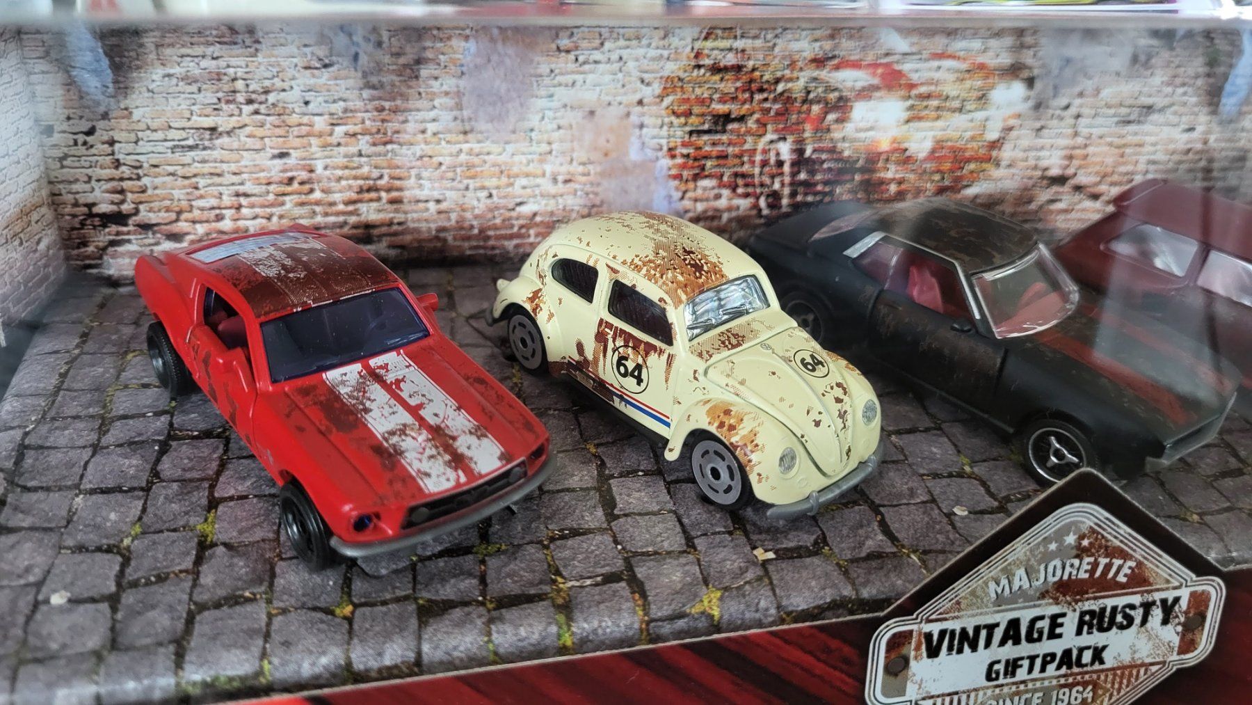 Majorette Modellini d'auto: Vintage Rusty 5 Modelle Giftpack 1:64 Majorette – Usato da Rothrist venduto da Juana5 1