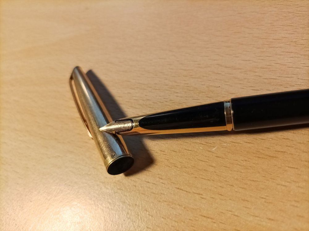 Füllfederhalter Mit 18 Karat Goldfeder – Schwarz, Für Patronen Und Konverter, Handmade In Germany