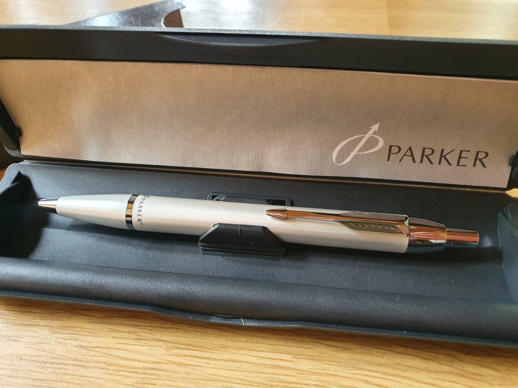 Parker Penna & Evidenziatori: Parker Kugelschreiber mit Schatulle – Nuovo (secondo la descrizione) da Hondrich venduto da smf_ch 1