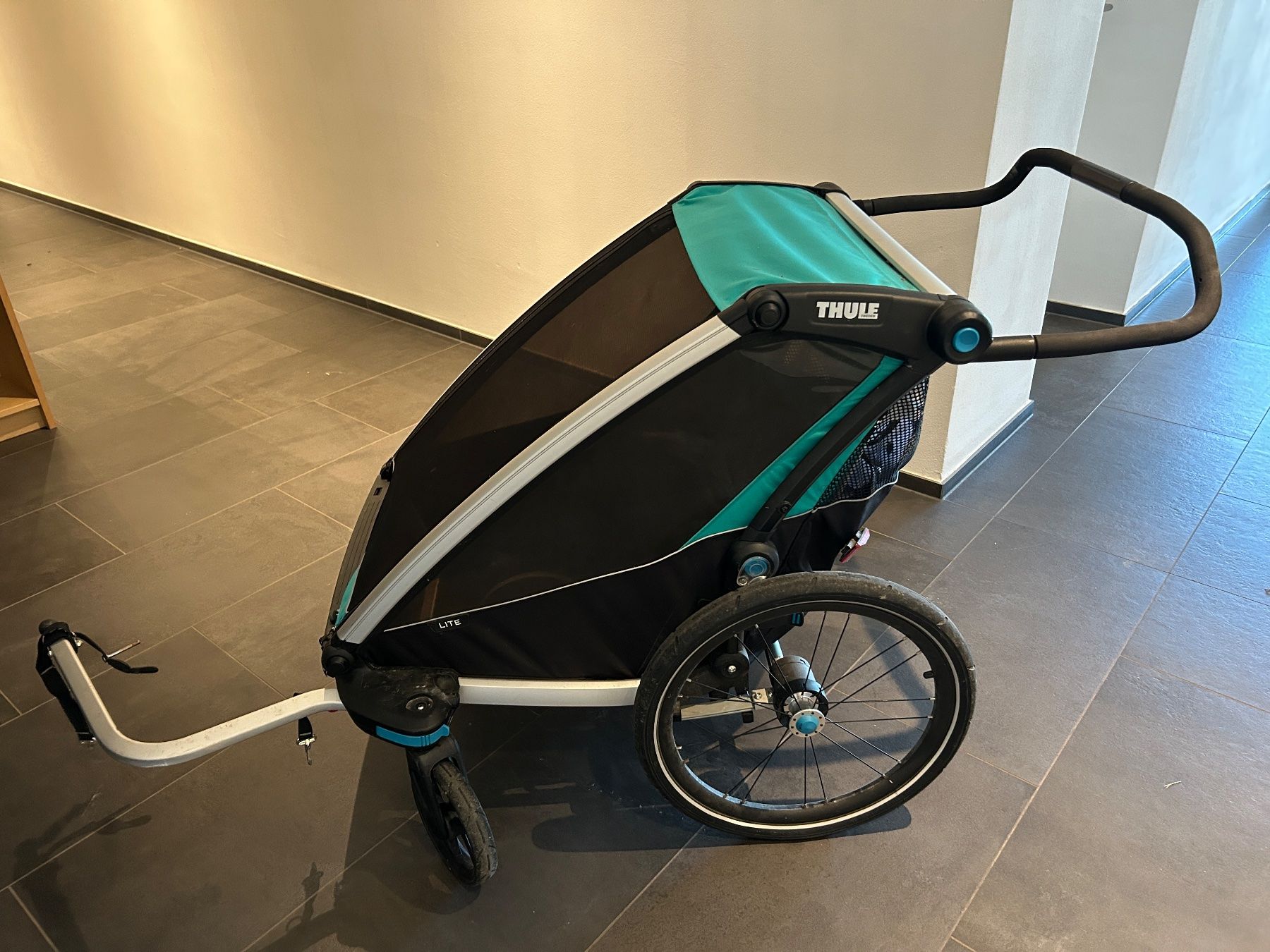 Thule Anhänger: Thule Chariot Lite 2 – Gebraucht aus Langnau i. E. von nil_c2f2