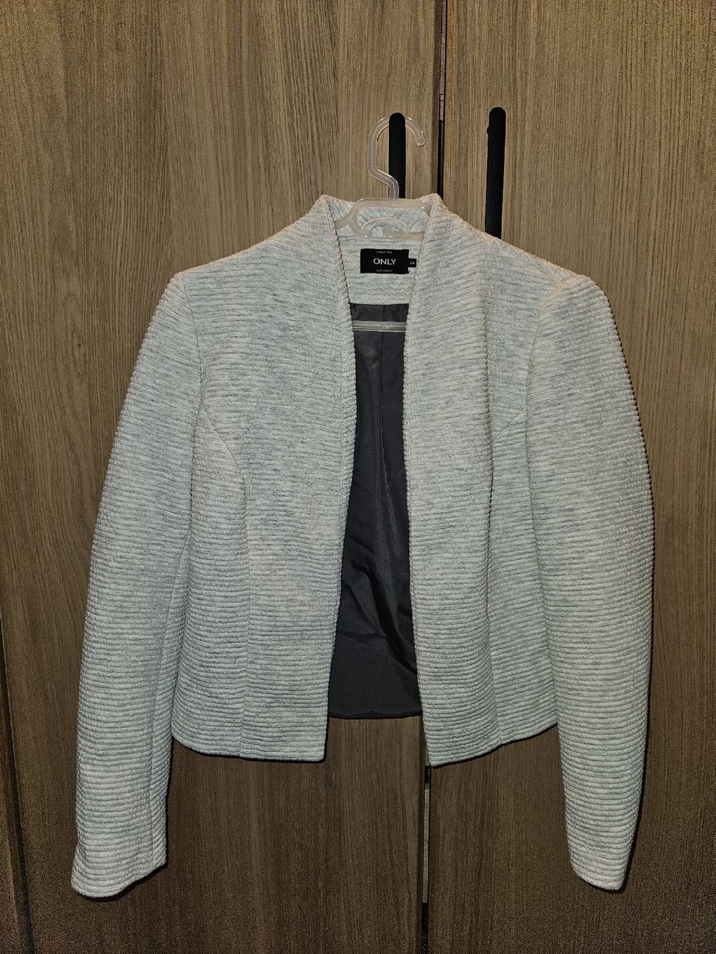Only Jacken: ONLY Blazer grau Grösse 38 – Neu (gemäss Beschreibung) aus Zürich von Bidibitz