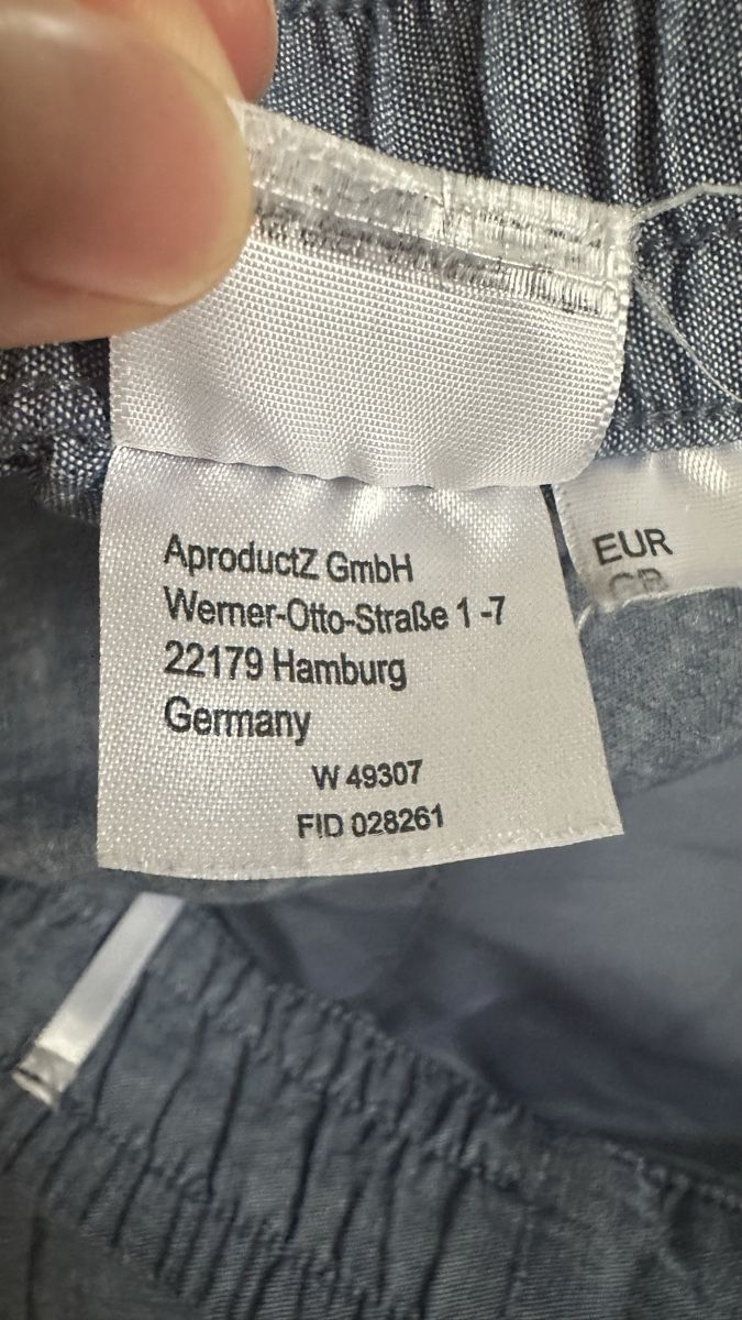 Pantalons: Pantalon bleu taille 42 coton, comme neuf  – Neuf (Voir description) à Vuippens par ale_6gkb 5
