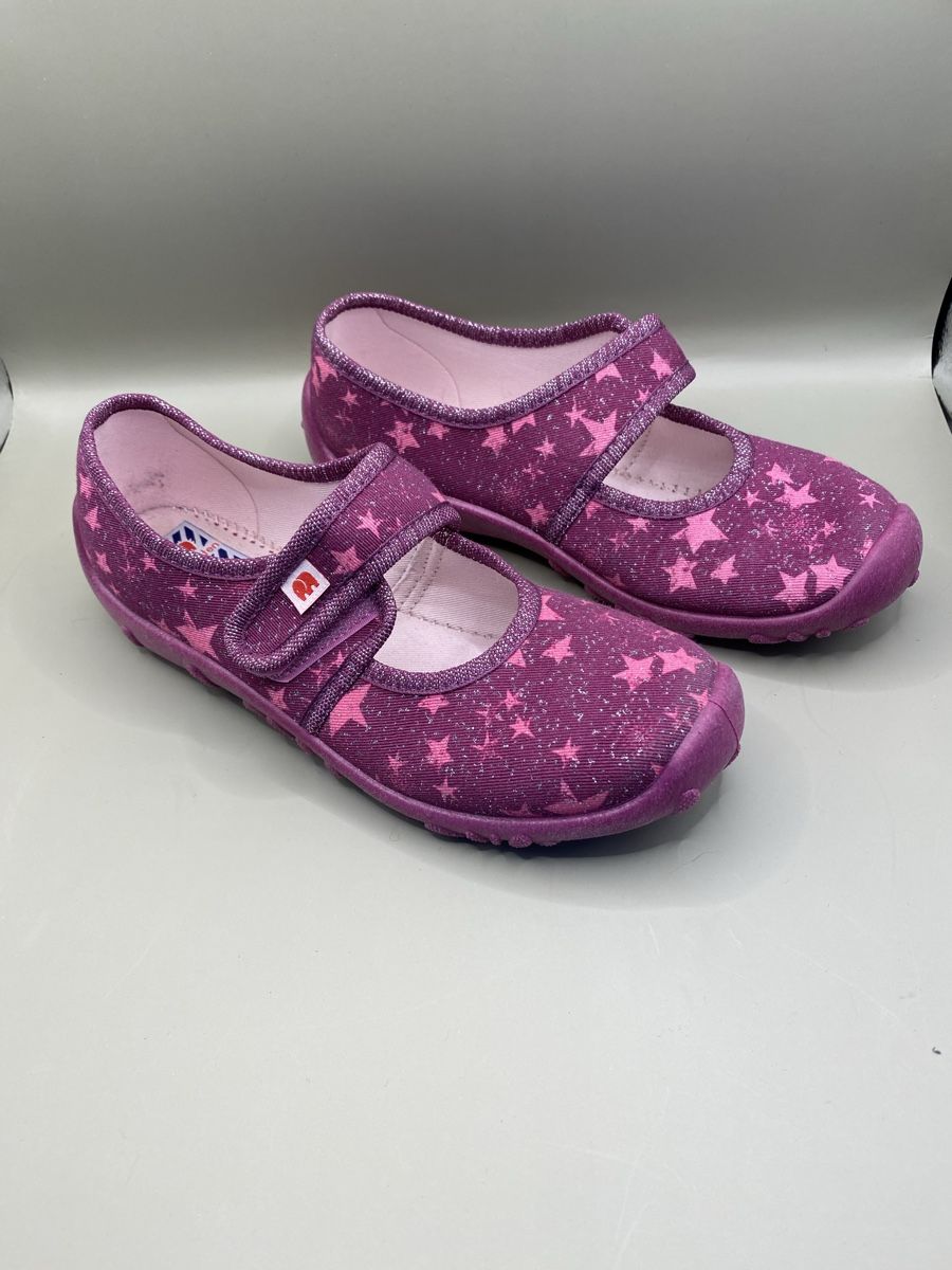Elefanten Schuhe für Mädchen: Hausschuhe Mädchen Gr. 32 lila mit Sternen-Muster – Gebraucht aus Hindelbank von 1374