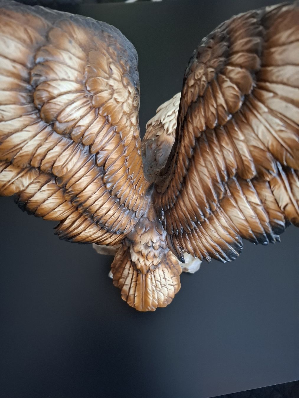 Statuette: Adler Figur aus Steingut (?) – Usato da Dällikon venduto da Shishio 2