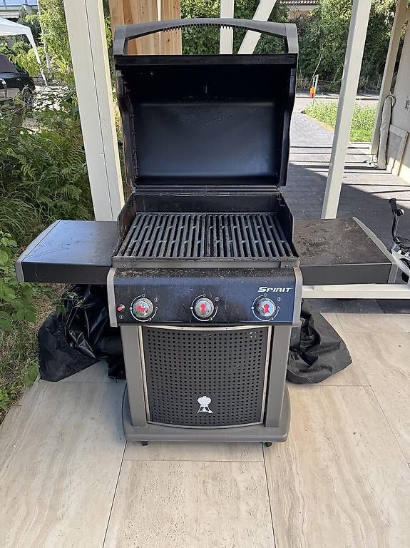 Grils: Weber Gasgrill – D'occasion à Niederwangen BE par arizhubi