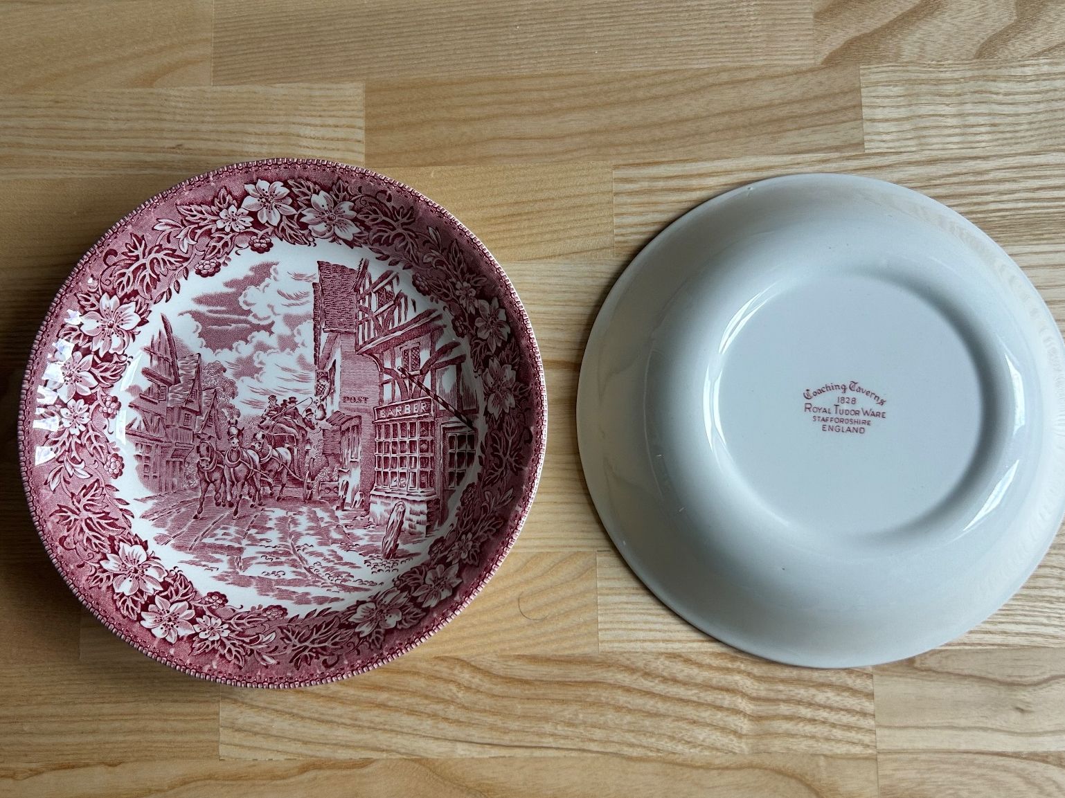 Piatti: 2 Suppenteller - Royal Tudor Ware Coaching Taverns – Usato da Brüttisellen venduto da ThommyK