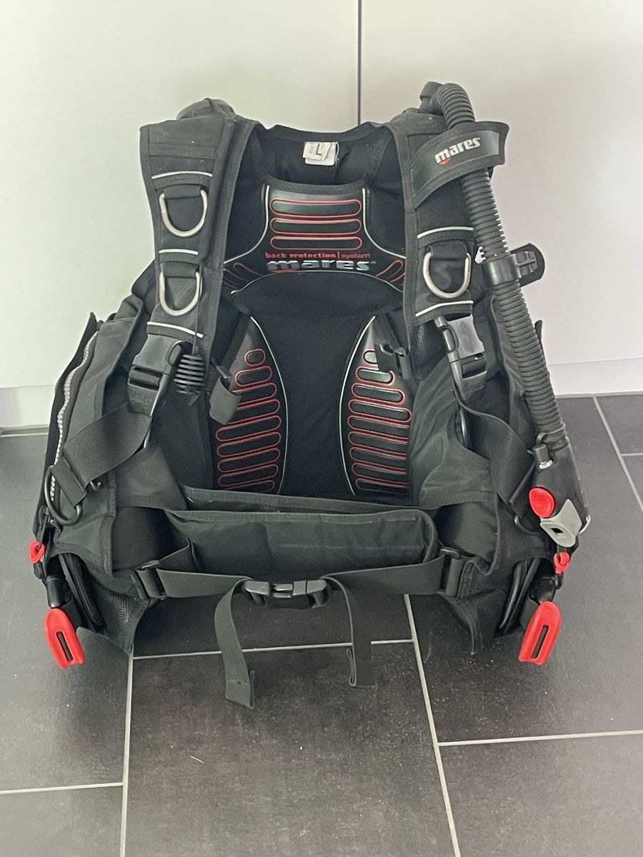 Mares Respiratori & Giubbotti: Mares Vector 1000 MRS Plus BCD – Grösse L – Usato da Böckten venduto da Dive-green