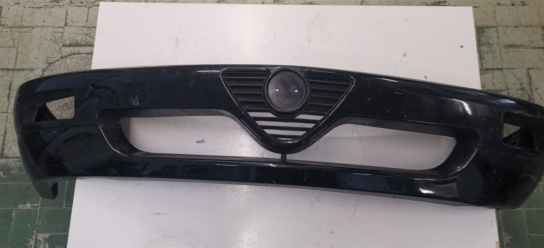 Tutti pezzi di ricambio auto: Alfa Spider 115 1990-93 Stossstage vorne – Usato da Thalwil venduto da Joker690