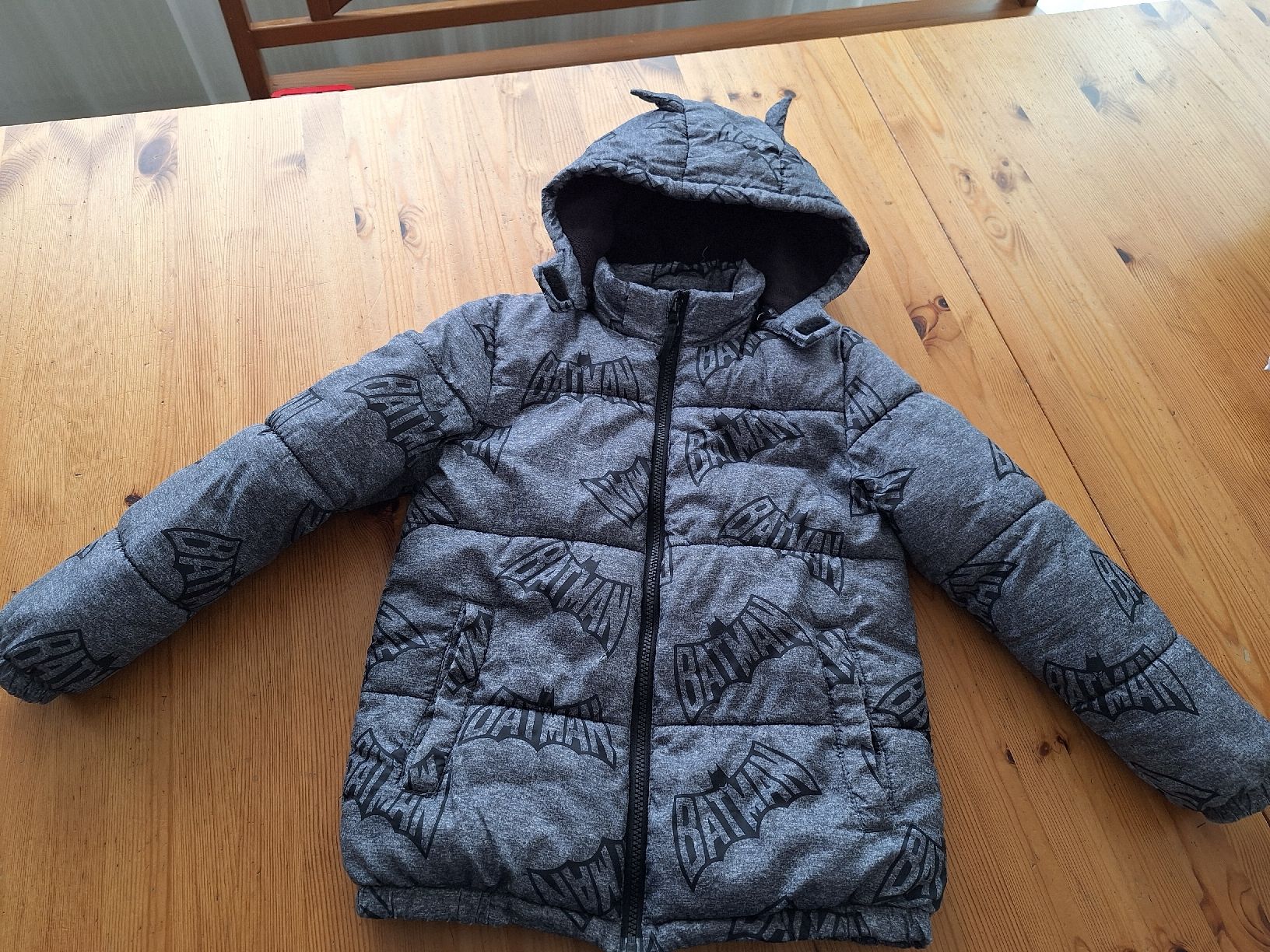 H&M Jacken & Mäntel: Winterjacke H&M Grösse 134 – Gebraucht aus Aesch BL von ChezToKa