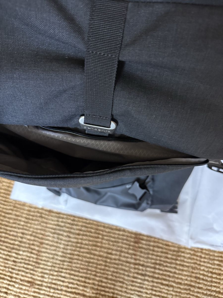 Samsonite Valigie: Samsonite Ziproll Spinner Duffel 80/30 – Usato da Oberwil BL venduto da napetak 1