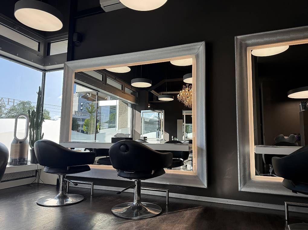 Interio Miroirs: Coiffeur Spiegel – D'occasion à Zürich par inf_52rc 1