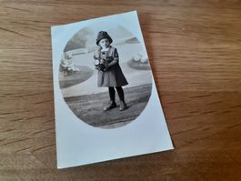 SCHWIIZER CHIND DAZUMAL - SCHIGGS MEITLI mit BLUEME