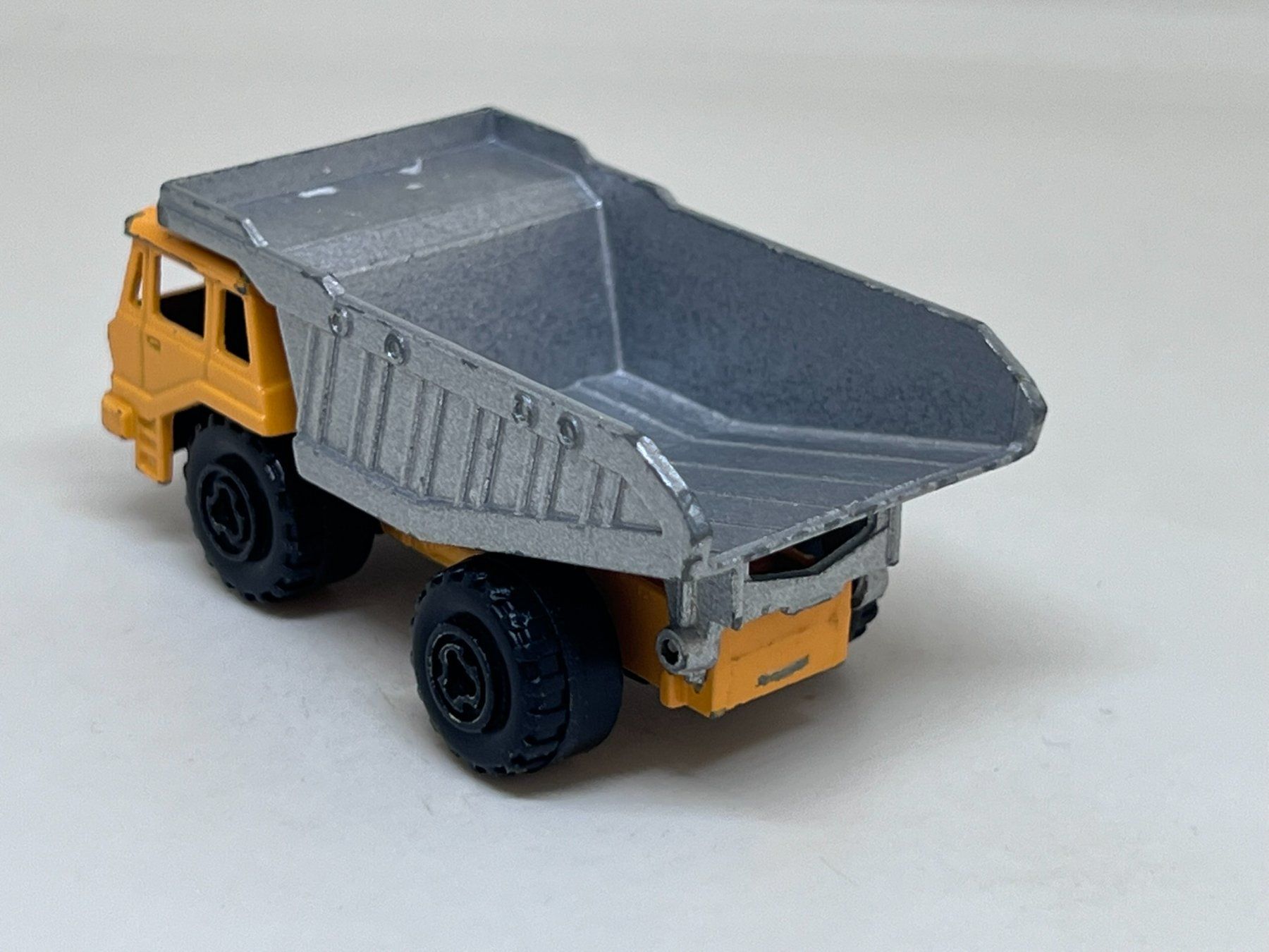 Majorette Modellini d'auto: Majorette Benne Carriere #223 – Usato da Wildegg venduto da LaaBoutique 2