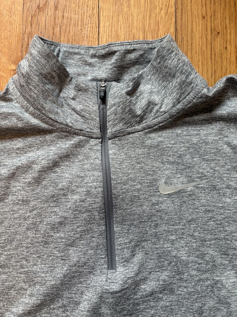 Nike T-Shirts: Nike Running Drit Fit Langarmshirt S – Neu und originalverpackt aus Zürich von my_butterbrot 7