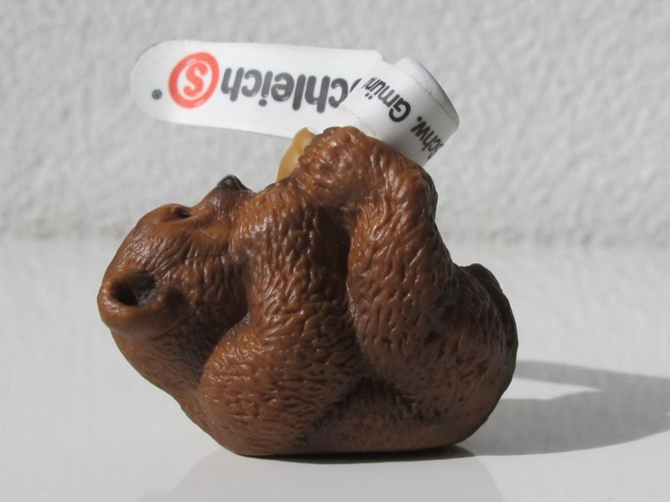 Schleich Figuren: Schleich 14452 Bärenkind mit Fläschchen – Gebraucht aus Vilters von hedi00