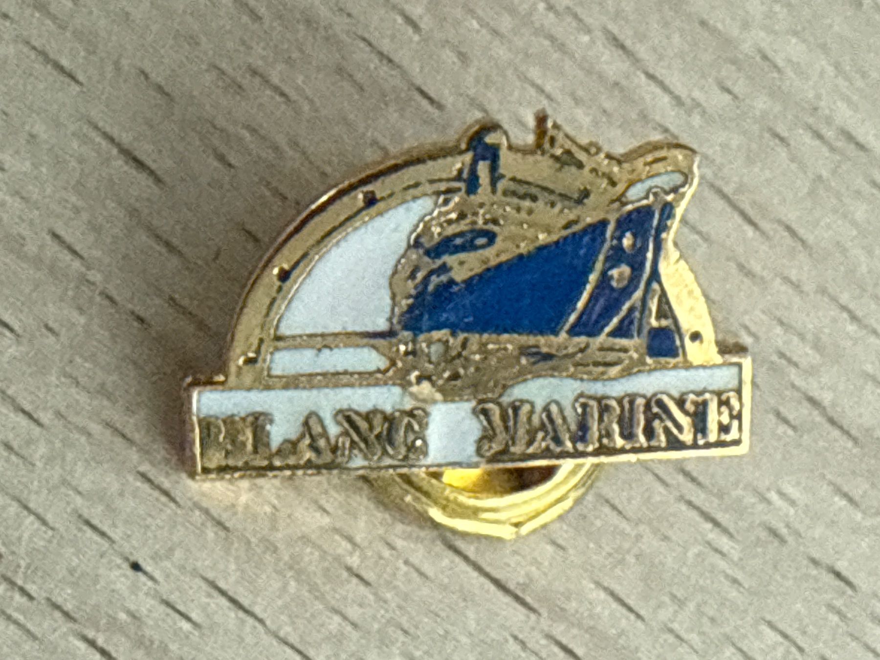 Plaketten & Abzeichen: Pin Blanc Marine – Gebraucht aus Glattbrugg von Schweigmatt