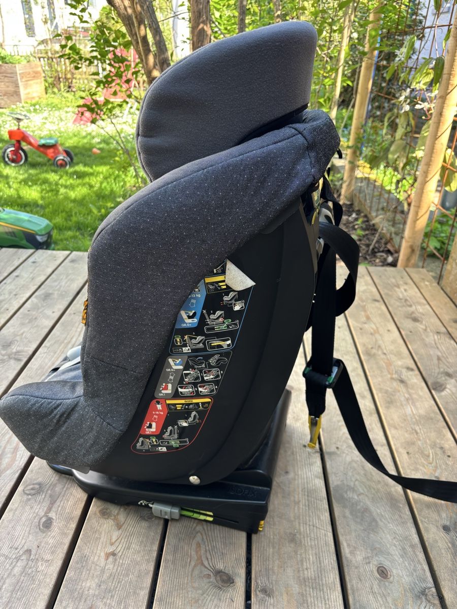 Maxi-Cosi Seggiolini per auto: Autokindersitz Maxi Cosi Milofix – Usato da Schaffhausen venduto da CarlaC02 2