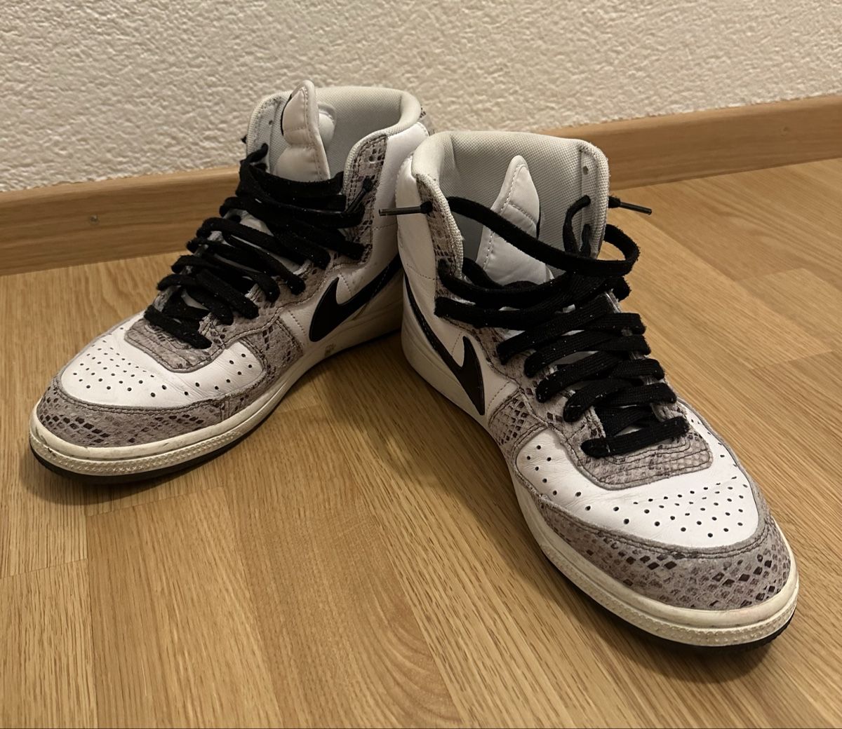 Nike Scarpe da uomo: Nike Terminator High Gr. 43 – Usato da Solothurn venduto da Ib1a 2