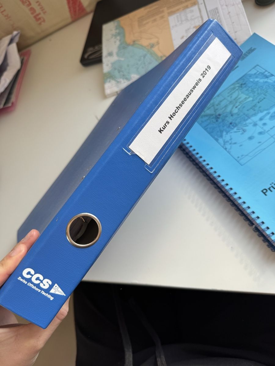 Libri: Lehrmittel Hochseeschein CSS – Usato da Bern venduto da heg_hgl7 1