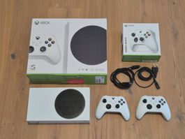 Xbox Series S 512GB + 2 Controller - Top Zustand, ab 1Fr.!