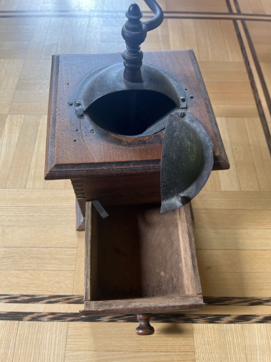 Elettrodomestici da cucina: Kaffemühle – Usato da Saas im Prättigau venduto da ray_man_98 1