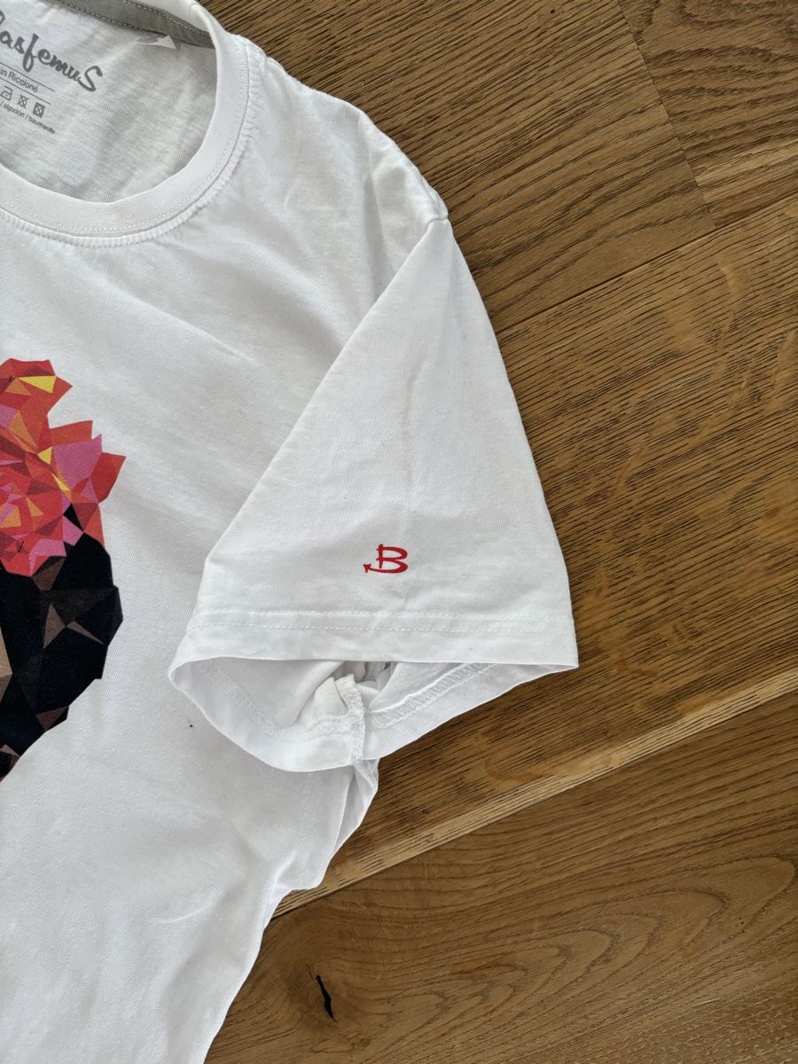 T-shirt: Frida Kahlo T-Shirt – Usato da Würenlos venduto da Ashley24 2