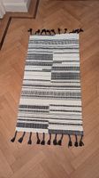 Wandteppich / Teppich H&M Home schwarz/weiss