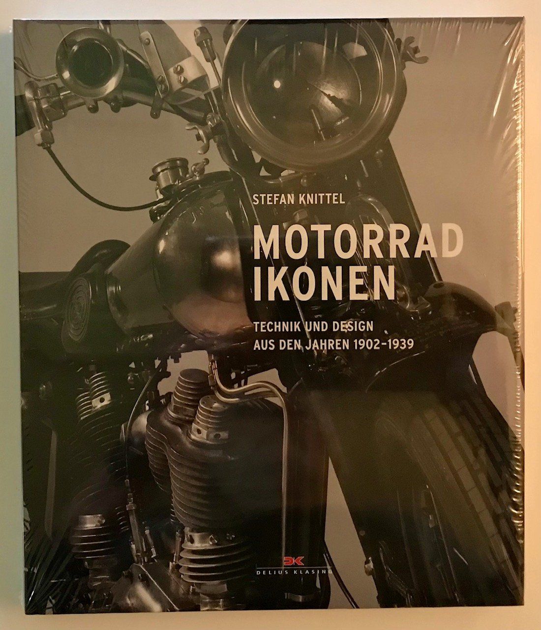 Bücher: Motorrad Ikonen - Technik+Design 1902-1939 Stefan Knittel – Neu und originalverpackt aus Strengelbach von Omobono