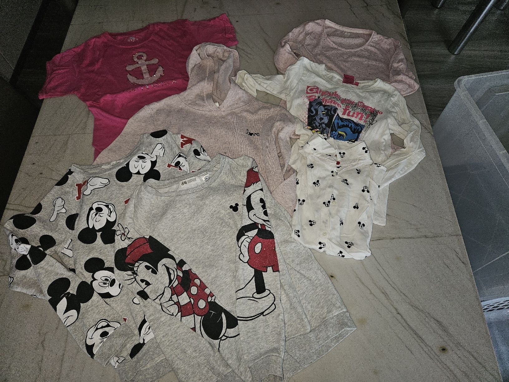 Lotti & Set di vestiti: Kinder Kleiderpaket mit Mickey Mouse Gr. 146/152 – Usato da Kloten venduto da Tacha_gb 1