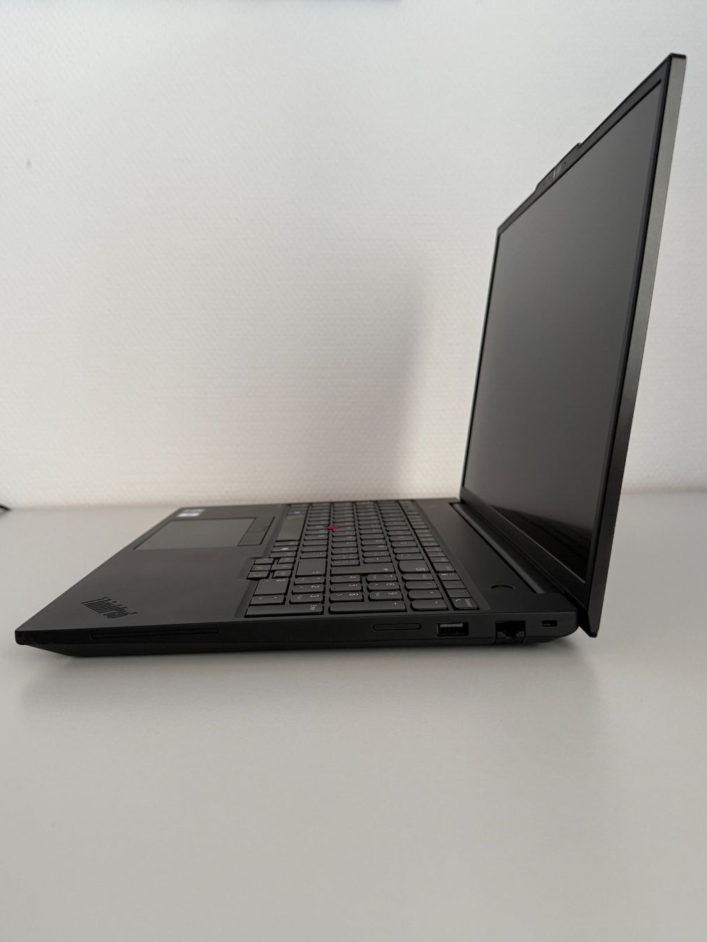 Lenovo Notebook: ThinkPad P16s Gen 3 Inkl. Dockingstation – Usato da Appenzell venduto da altrimo 2