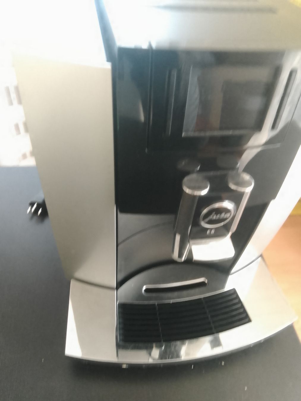 Jura Machines à café & Machines à expresso: Jura Kaffee Maschine E 6 – D'occasion à Pfäffikon ZH par milcow 4