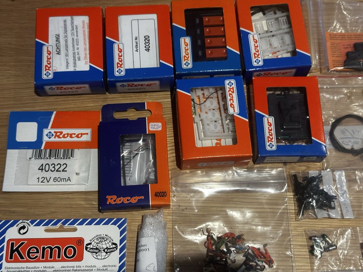 Modellini di ferrovie: Riesiges Ersatzteillager Eisenbahn H0 ab 29.- – Usato da Sennwald venduto da HARO-Import 2