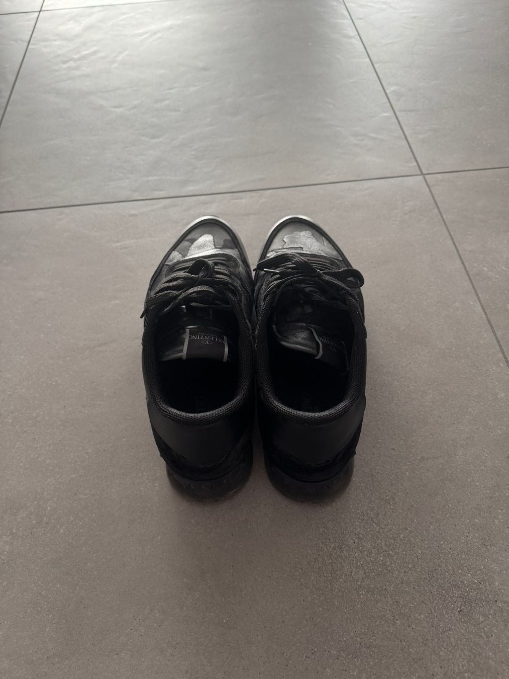 Valentino Scarpe da uomo: Valentino Garavani Rockstud Sneaker, Grösse 44 – Usato da Kleindöttingen venduto da Kimbo93 2