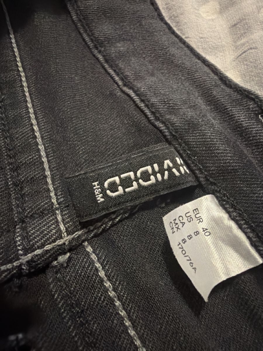 H&M Jeans: Damen bootcut jeans Gr.40 – D'occasion à Zürich par Richard_Sandy 3