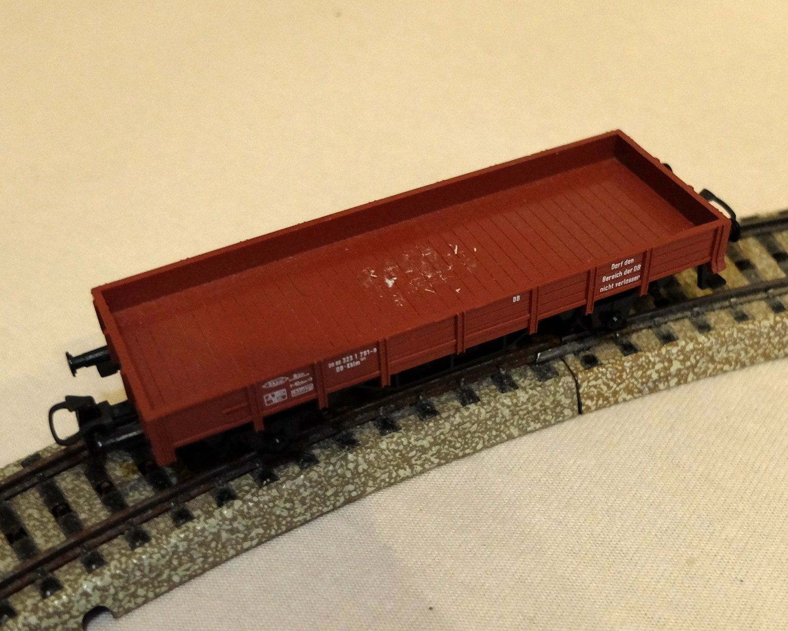Märklin Modellini di ferrovie: 3 Niederflur Güterwagen HO – Usato da Wangs venduto da Rumauch 1