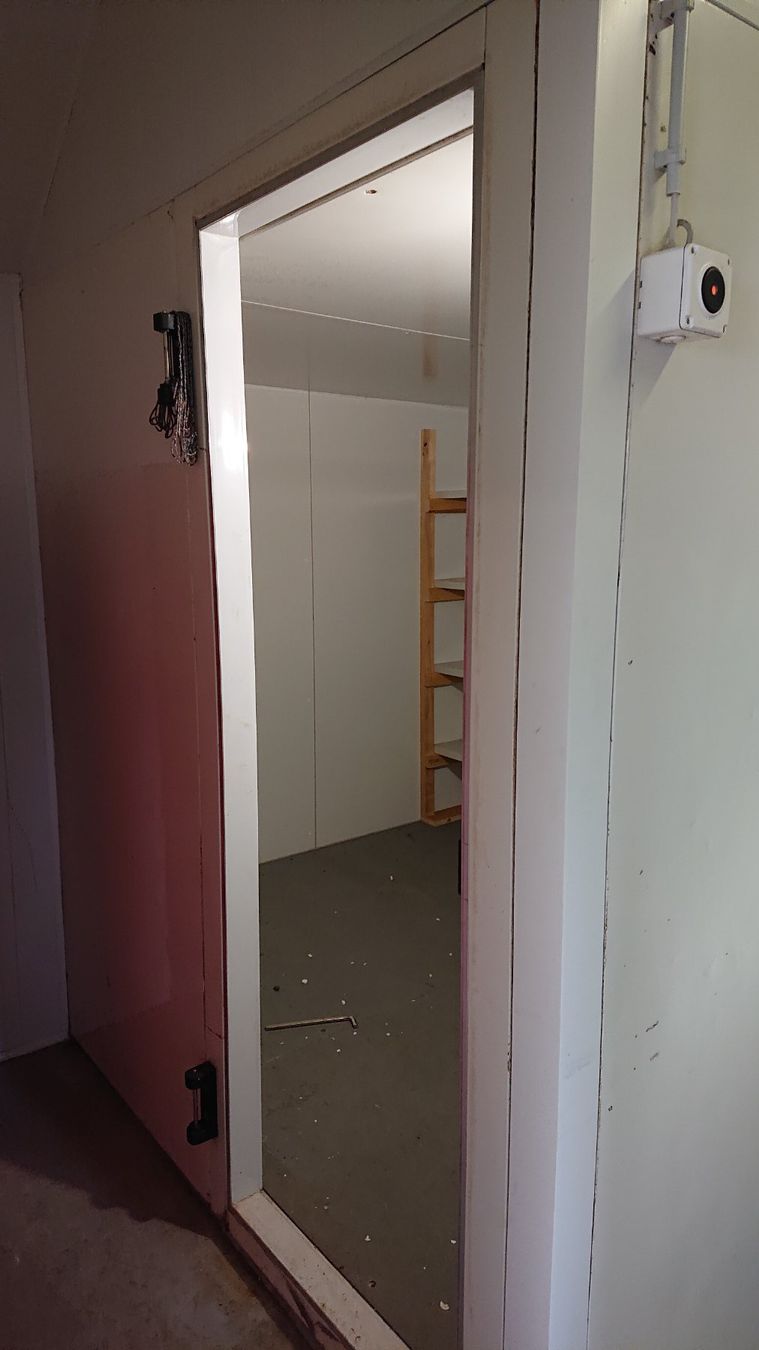 Kühlschrank: Kühlraum, Kühlzelle – Gebraucht aus Müselbach von gkpee