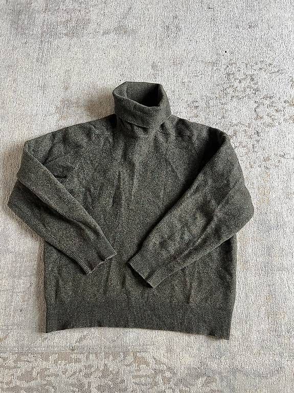 Pullover & Sweatshirts: Pullover 100% Lamm Wolle c.a Grösse S Alan Pain – Gebraucht aus Pratteln von Luxus.Fee