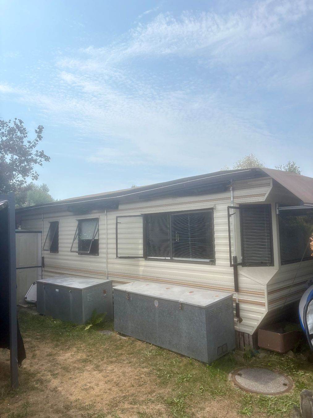 Mobilhome: Mobile-home avec auvent – Gebraucht aus Noréaz von chantalr06