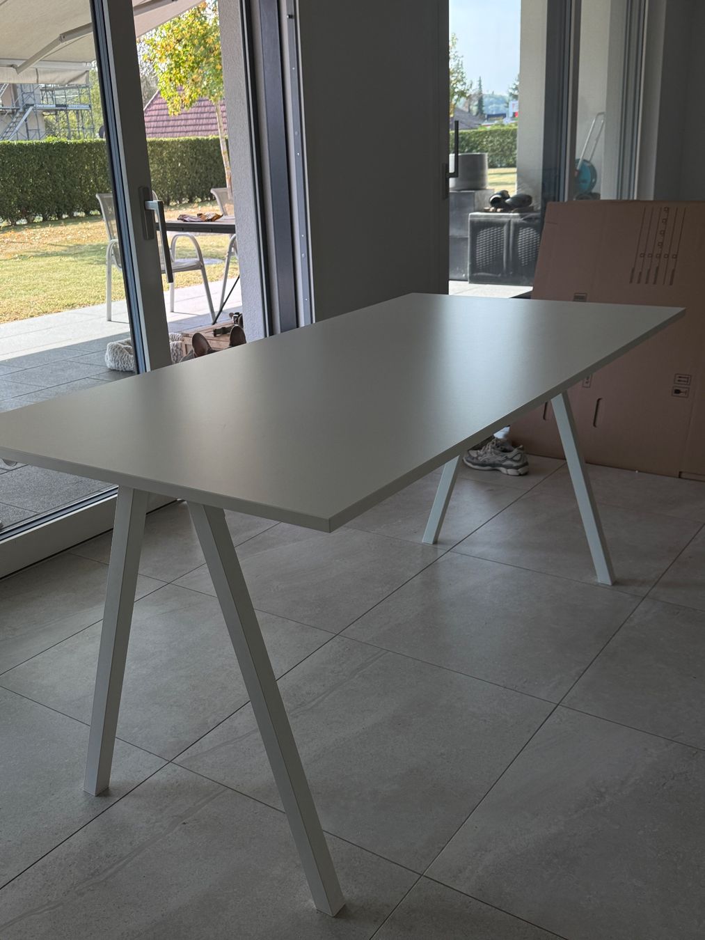 Tables: Tisch – D'occasion à Gempenach par ako_68zr 1