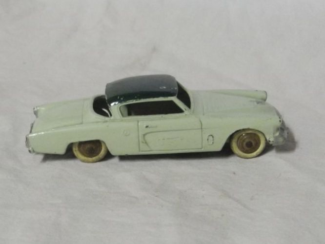 Dinky Toys Modellini d'auto: DINKY TOYS NR. 24 Y  STUDEBAKER COMMANDER  LEICHT BESPIELT – Usato da Gurtnellen venduto da Murmeli99 3