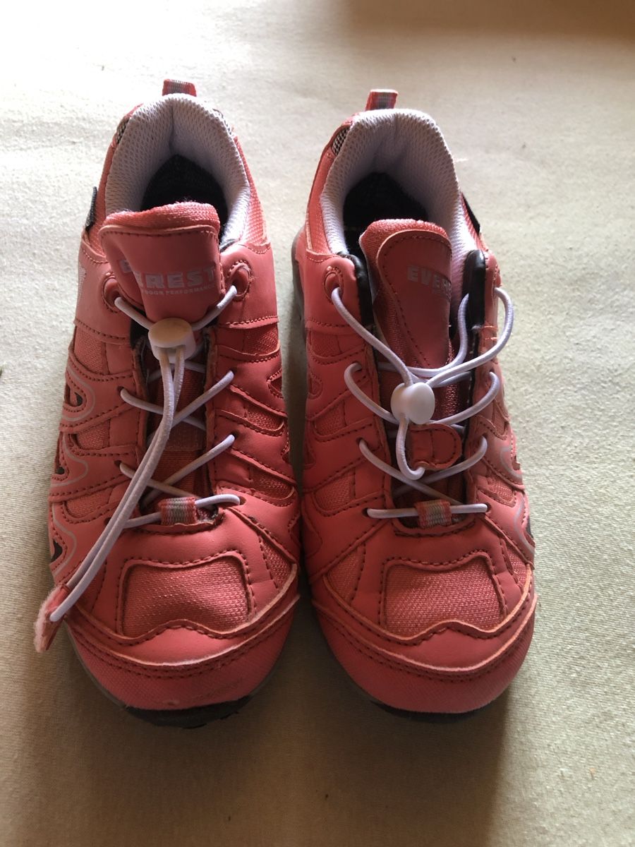 Everest Scarpe per ragazze: Turnschuh/0Trekking Gr. 32 wasserdicht – Nuovo (secondo la descrizione) da Ried (Frutigen) venduto da sosonsa