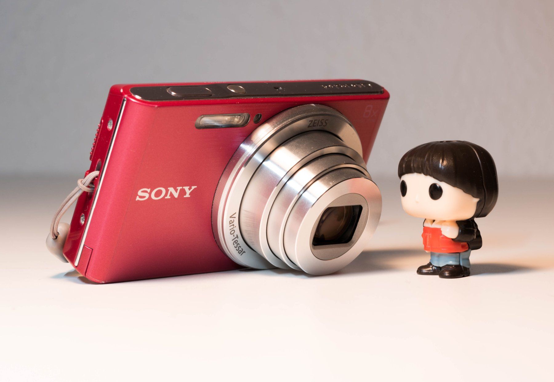 Sony Fotocamera: Sony DSC-W830 Digitalkamera - Topzustand – Usato da Thörishaus venduto da vintagger