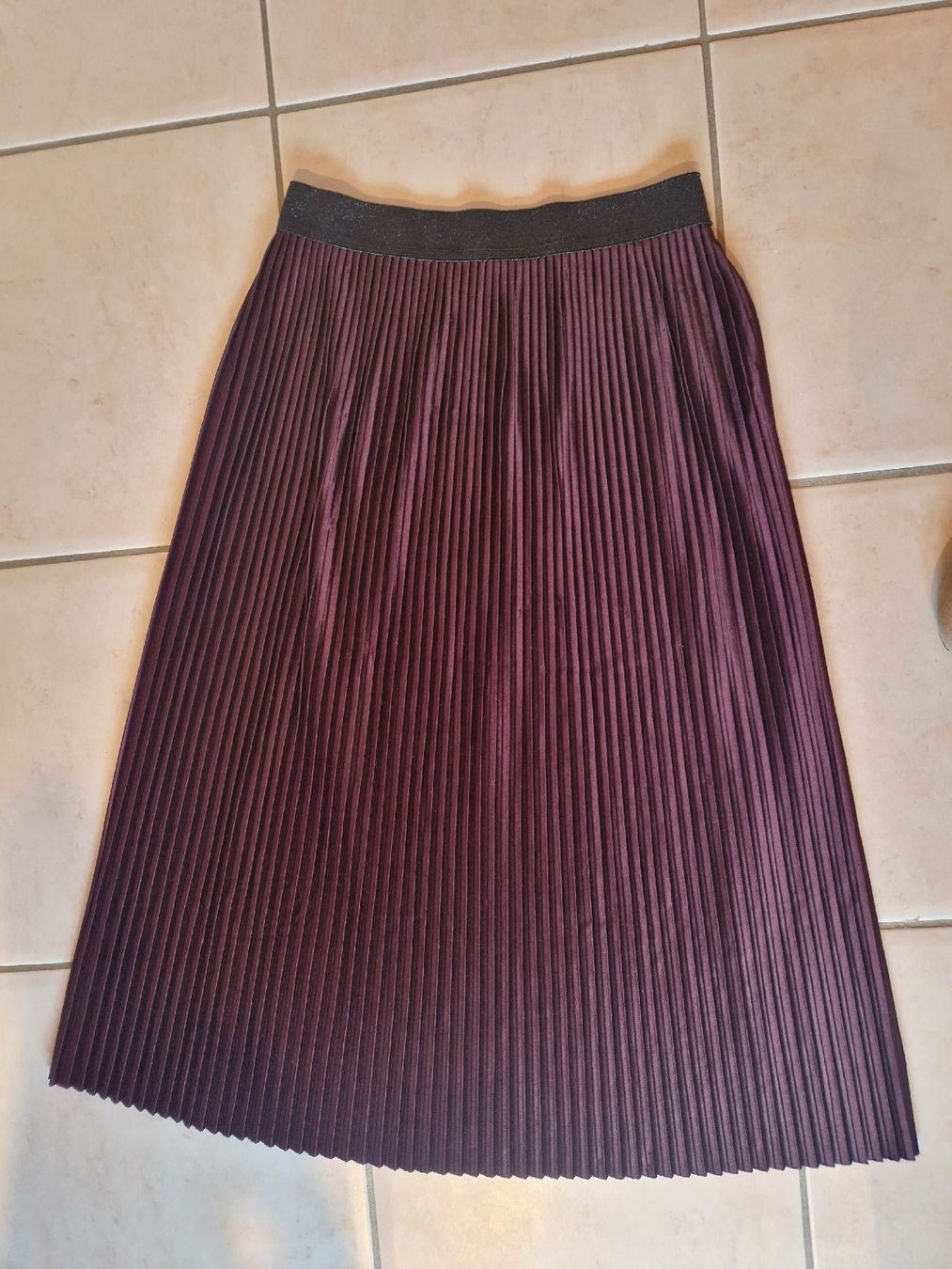 Gonne: Jupe plissée Pull&Bear taille S – Usato da Pully venduto da Patriciaeve