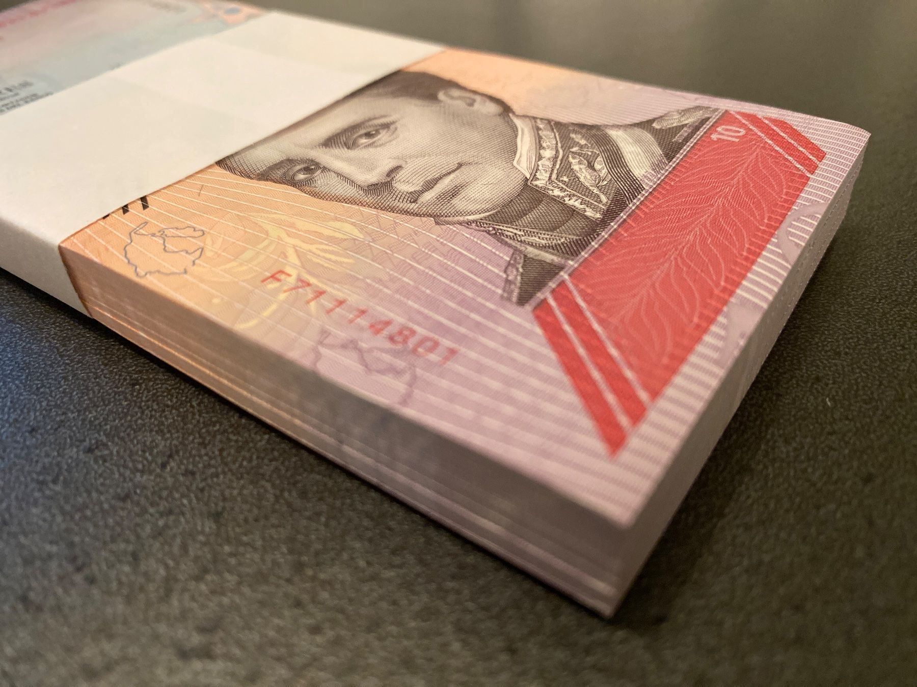 Banconote: Venezuela Original Bundle 10 Boliv. 2018 – Nuovo e nell'imballaggio originale da Gossau SG venduto da SammlerLarium 3